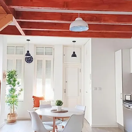 Apartamento Mezzanine With Courtyard In *